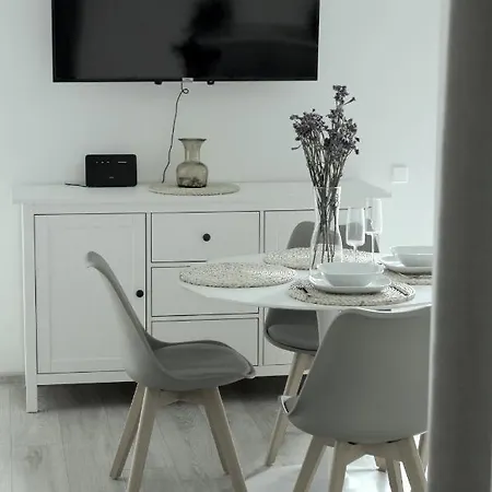Mano Jura - No Drama Apartment